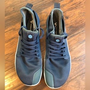 Vivobarefoot Kanna navy athletic shoes, EU 42 (womens 11)